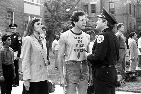 Kim Cattrall, Steve Guttenberg, G. W. Bailey - Policejní akademie - Z filmu