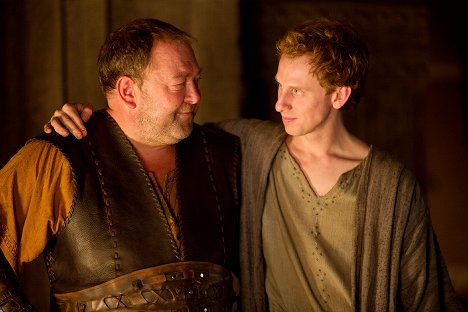 Mark Addy, Robert Emms