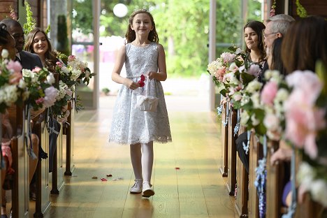 Claire Elizabeth Green - Wedding at Graceland - Z filmu