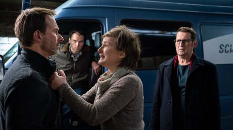 Nicolas König, Heike Feist, Ingo Naujoks - Detektívi zo severu - Absturz - Z filmu