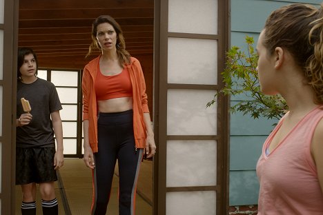 Griffin Santopietro, Courtney Henggeler - Cobra Kai - Série 3 - Z filmu