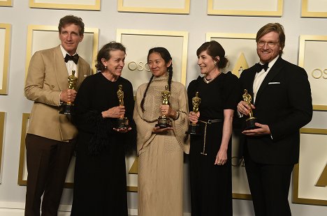 Frances McDormand, Chloé Zhao - Oscar 2021 - Promo