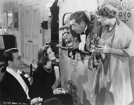 Lew Ayres, Katharine Hepburn, Edward Everett Horton, Jean Dixon - Holiday - Z filmu