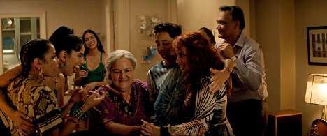 Daphne Rubin-Vega, Stephanie Beatriz, Melissa Barrera, Olga Merediz, Gregory Diaz IV, Dascha Polanco, Jimmy Smits