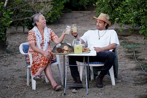 Bedia Ener, Alp Navruz - Láska s vůní oliv - Epizoda 10 - Z filmu