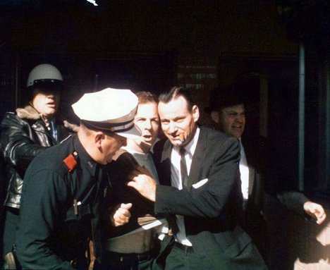 Lee Harvey Oswald - JFK návrat: Za zrkadlom - Z filmu