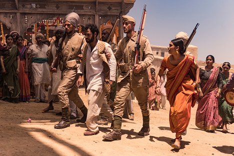 Kiroshan Naidoo, Rizelle Januk - Cesta kolem světa za 80 dní - Epizoda 4 - Z filmu