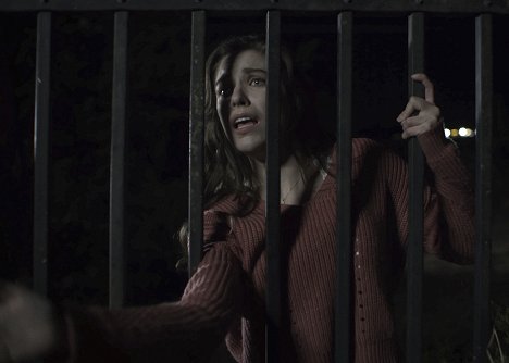 Julia Terranova - Uvězněni v domě - Z filmu