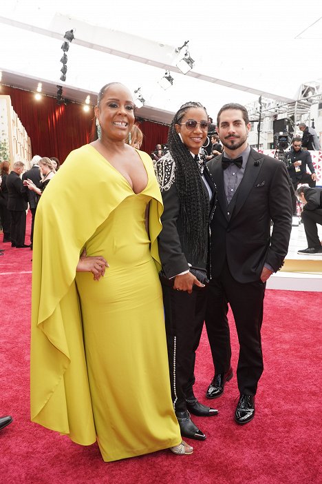 Red Carpet - Carla Farmer, Stacey Morris, Michael Marino - 94th Annual Academy Awards - Events