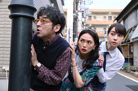 Seminosuke Murasugi, Asami Usuda, Nico Andó