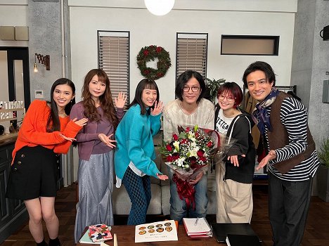 Rea Nagami, Šóko Nakagawa, Nana Seino, Seiiči Tanabe, Rjóko Kobajaši, Hidejuki Kasahara