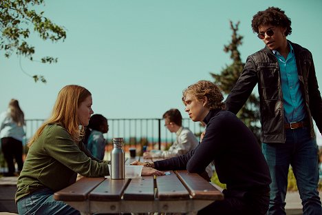 Ines Høysæter Asserson, Mathias Storhøi, Filip Bargee Ramberg - Royalteen - Z filmu