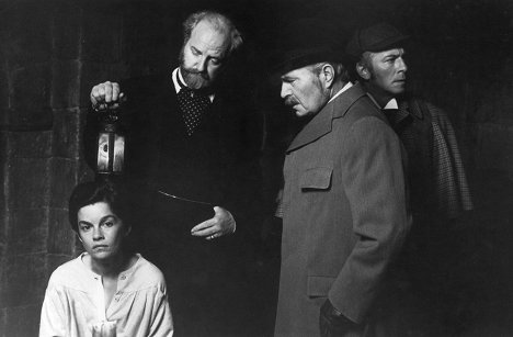 Geneviève Bujold, Chris Wiggins, James Mason, Christopher Plummer - Vražda na úrovni - Z filmu