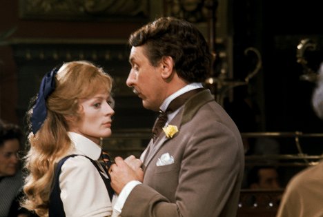 Maggie Smith, Alec McCowen