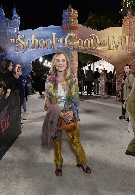 World Premiere Of Netflix's The School For Good And Evil at Regency Village Theatre on October 18, 2022 in Los Angeles, California - Jane Startz - Škola dobra a zla - Z akcí