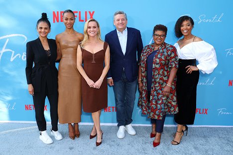 Netflix's From Scratch Special Screening at Netflix Tudum Theater on October 17, 2022 in Los Angeles, California - Zoe Saldana, Reese Witherspoon, Ted Sarandos, Attica Locke, Tembi Locke - Od nuly - Z akcí