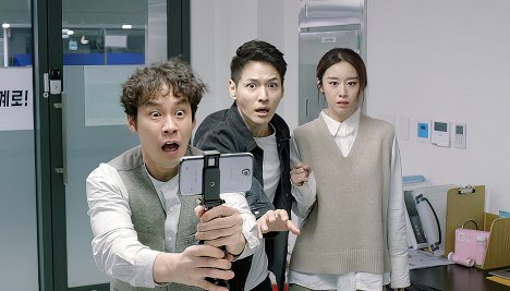 Seong-min Choi, Il-joo Ji, Ji-yeon Park - Gangnam Zombie - Z filmu