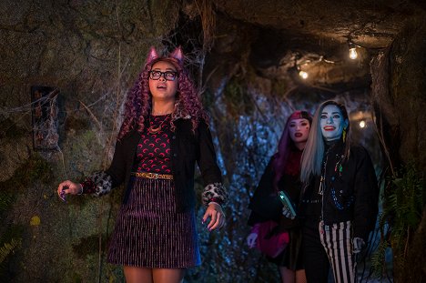 Miia Harris, Nayah Damasen, Ceci Balagot - Monster High: Film - Z filmu