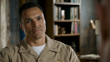 Tony Gonzalez - Námořní vyšetřovací služba L. A. - Ve jménu cti - Z filmu