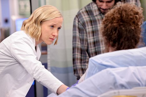 Jessy Schram - Chicago Med - We All Know What They Say About Assumptions - Z filmu