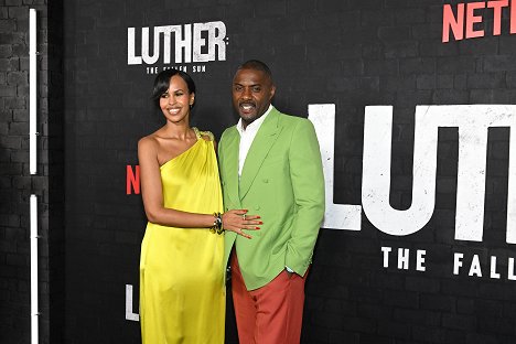 Luther: The Fallen Sun US Premiere at The Paris Theatre on March 08, 2023 in New York City - Sabrina Dhowre Elba, Idris Elba - Luther: Pád z nebes - Z akcií