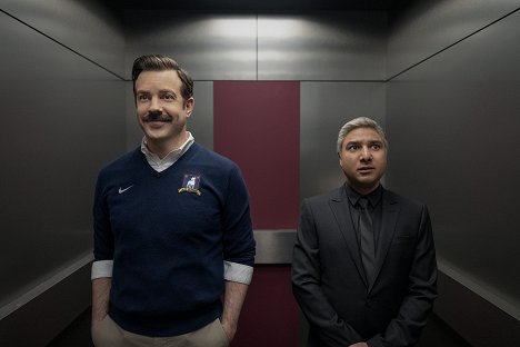 Jason Sudeikis, Nick Mohammed - Ted Lasso - Důležitý týden - Z filmu