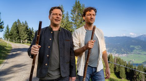 Florian Panzner, Thomas Unger - Doma v horách - Alte Pfade – Neue Wege - Z filmu