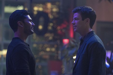 Sendhil Ramamurthy, Grant Gustin - Flash - It's My Party and I'll Die If I Want To - Z filmu
