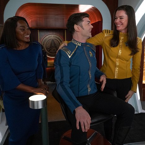 Yetide Badaki, Ethan Peck, Rebecca Romijn - Star Trek: Podivné nové světy - Ke hvězdám přes překážky - Z natáčení
