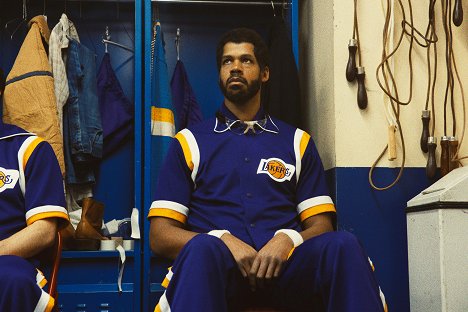 Solomon Hughes - Lakers: Vzestup dynastie - The Hamburger Hamlet - Z filmu