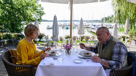 Katharina Blaschke, Udo Kroschwald - SOKO Wismar - Der König ist tot - Z filmu