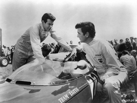 Mark Damon, William Campbell - The Young Racers - Z filmu