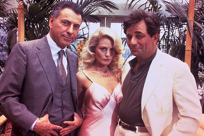 Velké problémy - Z filmu - Alan Arkin, Beverly D'Angelo, Peter Falk