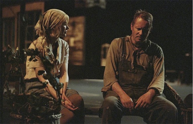 Dogville - Z filmu - Nicole Kidman, Stellan Skarsgård