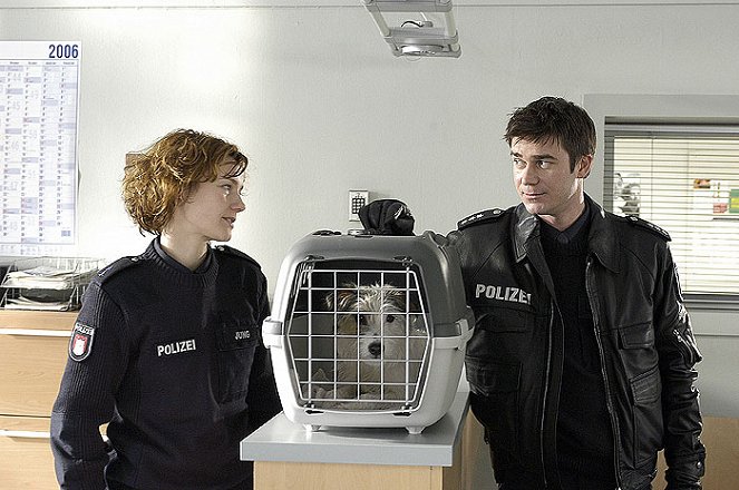 Policie Hamburk - Vysvědčení - Z filmu - Rhea Harder, Thomas Scharff