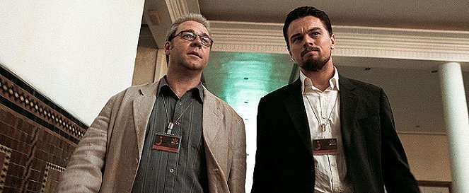 Labyrint lží - Z filmu - Russell Crowe, Leonardo DiCaprio