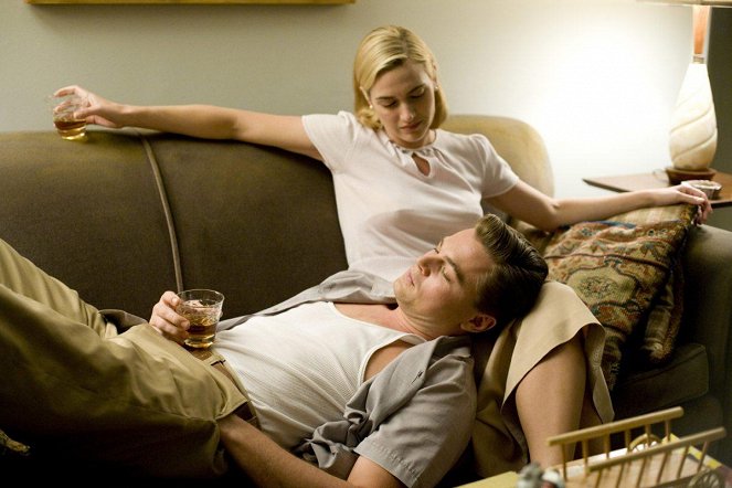Nouzový východ - Z filmu - Kate Winslet, Leonardo DiCaprio