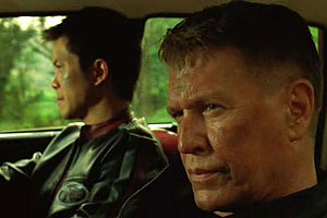 Sniper 3 - Z filmu - Byron Mann, Tom Berenger