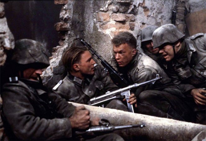 Stalingrad - Z filmu - Thomas Kretschmann, Sebastian Rudolph, Zdeněk Vencl