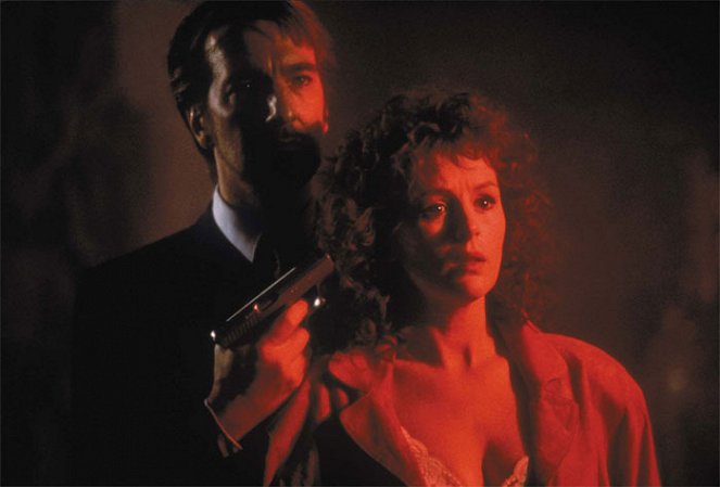 Smrtonosná past - Z filmu - Alan Rickman, Bonnie Bedelia