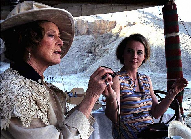 Agatha Christie's Poirot - Smrt na Nilu - Z filmu - Judy Parfitt, Daisy Donovan
