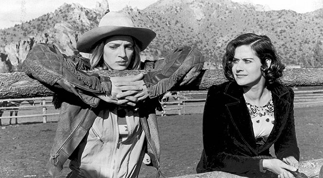 I na kovbojky občas padne smutek - Z filmu - Uma Thurman, Lorraine Bracco