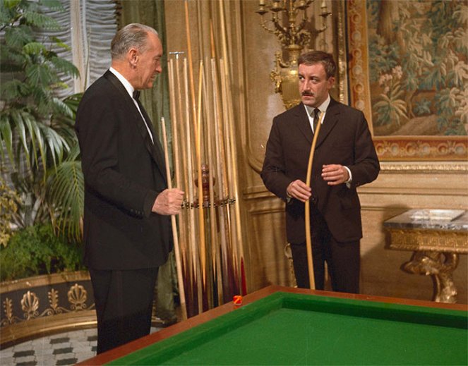 Komisař Clouseau na stopě - Z filmu - George Sanders, Peter Sellers