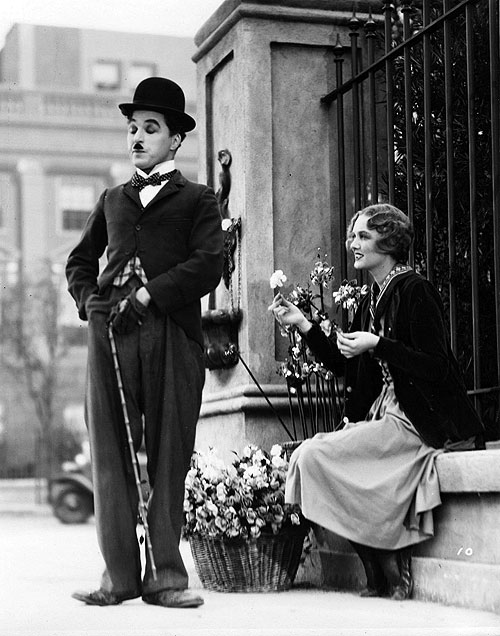 Světla velkoměsta - Z filmu - Charlie Chaplin, Virginia Cherrill