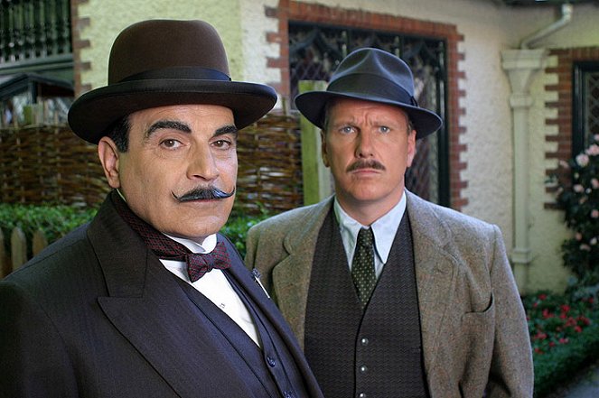 Agatha Christie's Poirot - Season 10 - Karty na stole - Z filmu - David Suchet, David Westhead