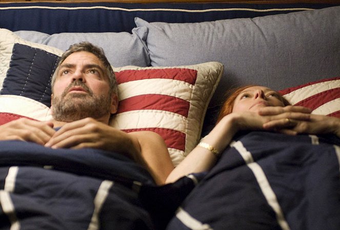 Po přečtení spalte - Z filmu - George Clooney, Tilda Swinton