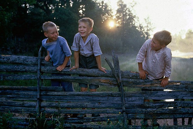 Děti z Bullerbynu - Z filmu - Harald Lönnbro, Henrik Larsson, Crispin Dickson Wendenius