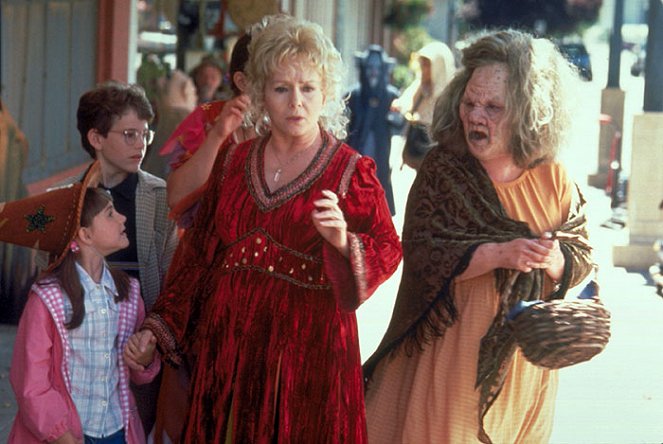 Městečko Halloween - Z filmu - Debbie Reynolds
