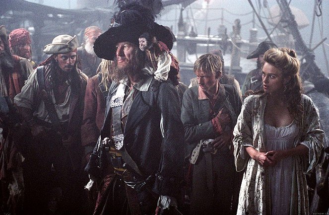 Piráti z Karibiku: Prokletí Černé perly - Z filmu - Geoffrey Rush, Mackenzie Crook, Keira Knightley