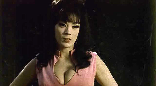 The Astro-Zombies - Z filmu - Tura Satana